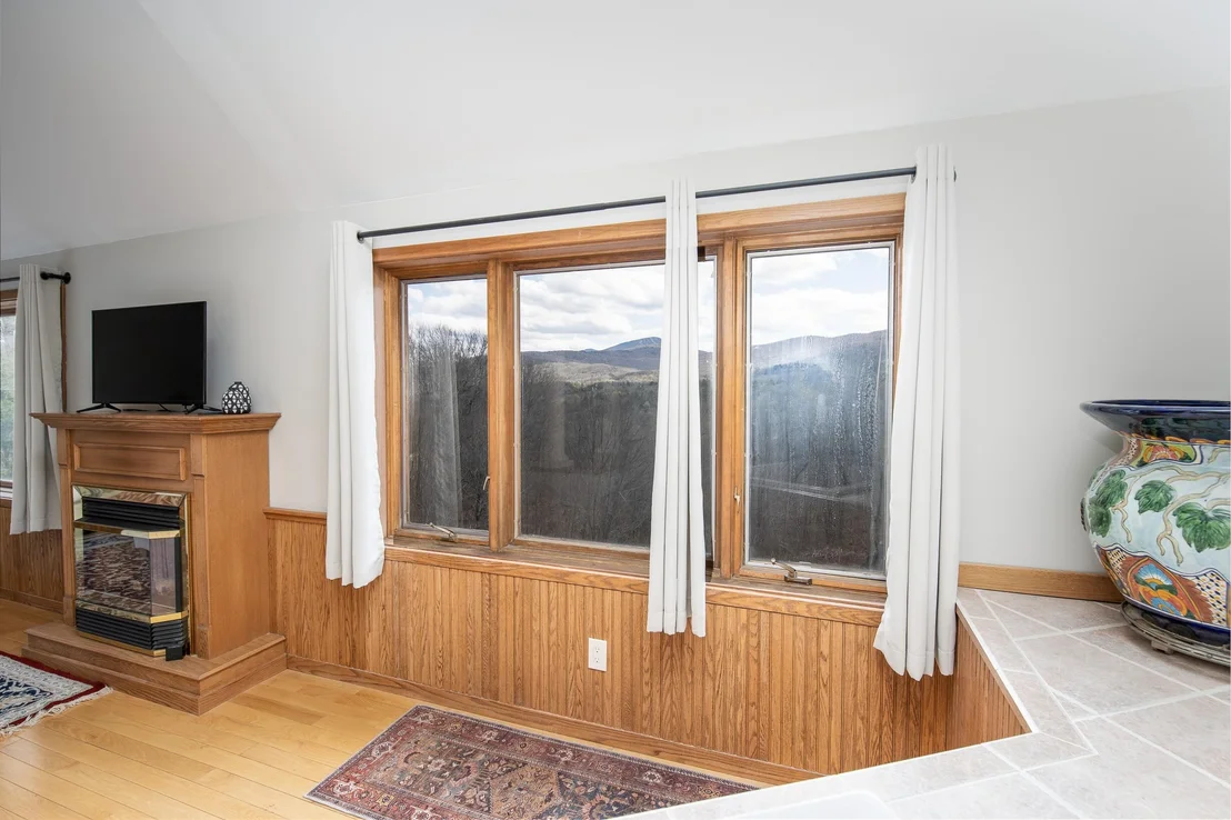 Photo of 838 Cricket Hill