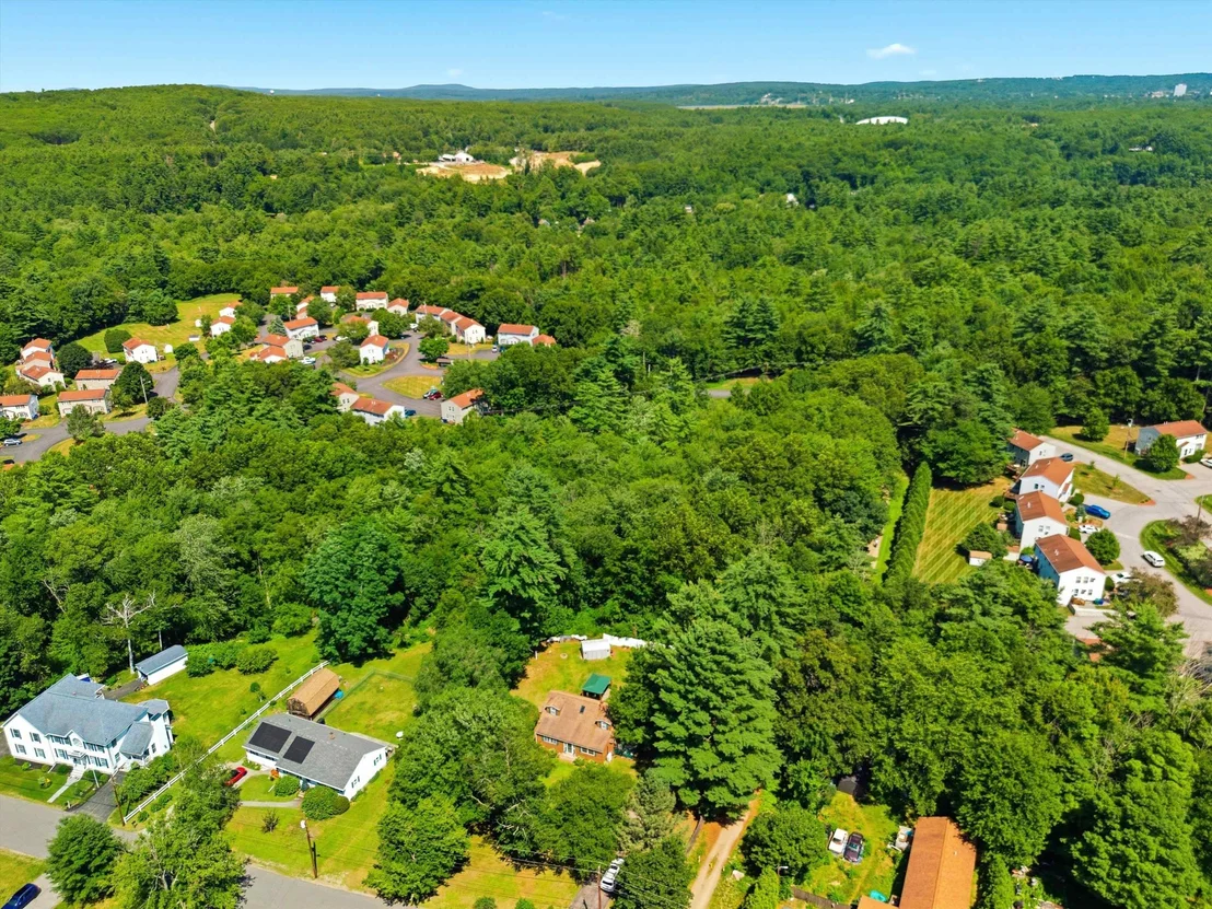 Photo of 30 Danis Park