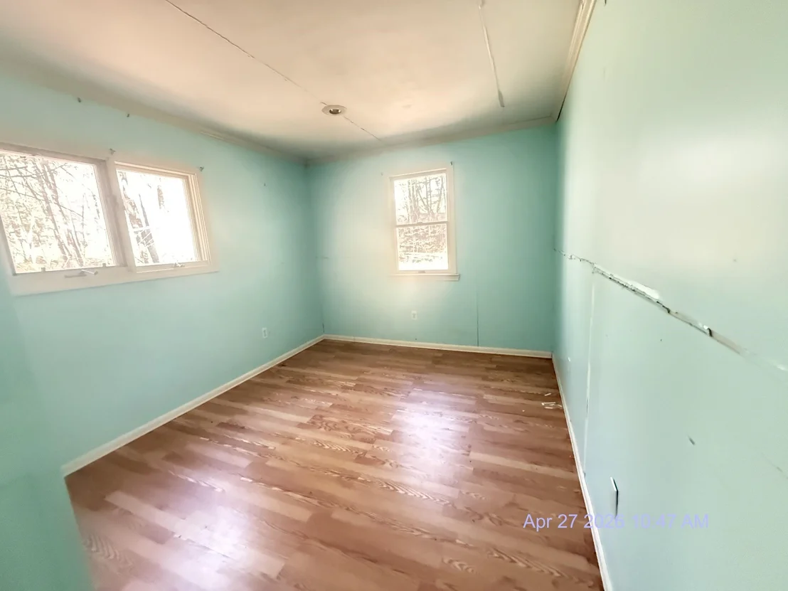Photo of 2390 Morse Brook