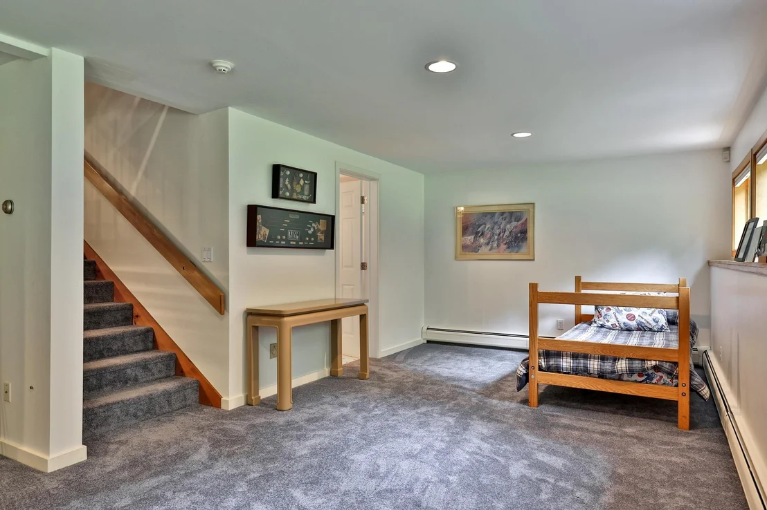 Photo of 58 Knoll