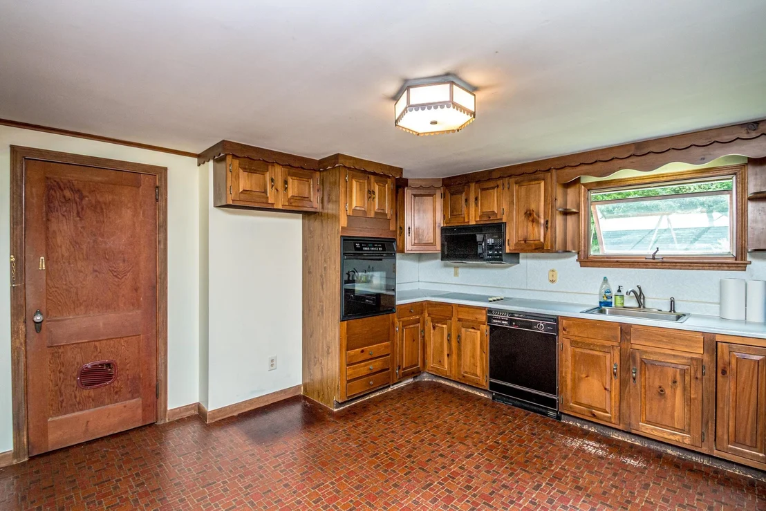 Photo of 152 Parker