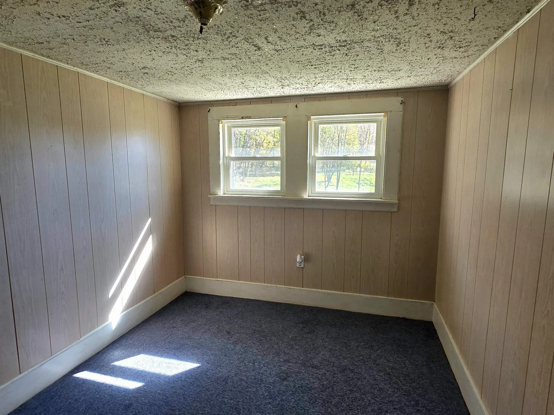 Photo of 360 Pond Hill