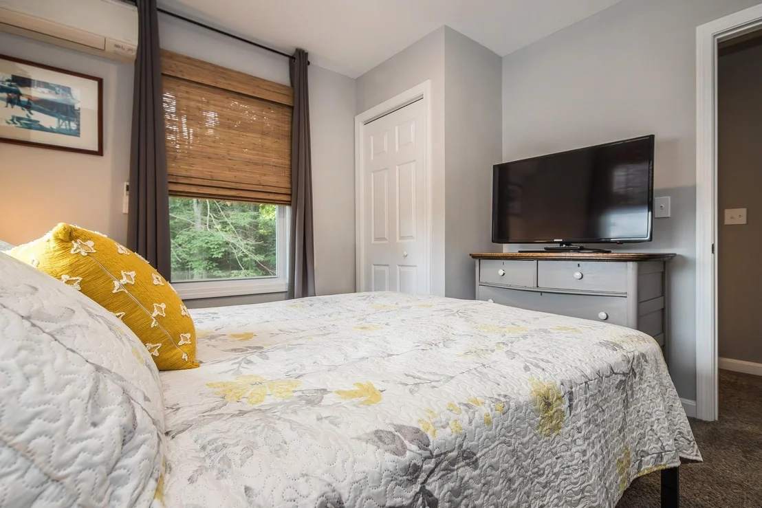 Photo of 95 Rockview