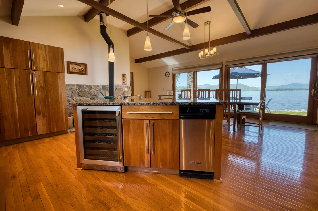 Photo of 44 Long Sands
