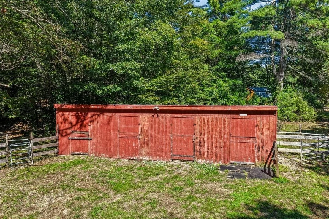 Photo of 246 Hill