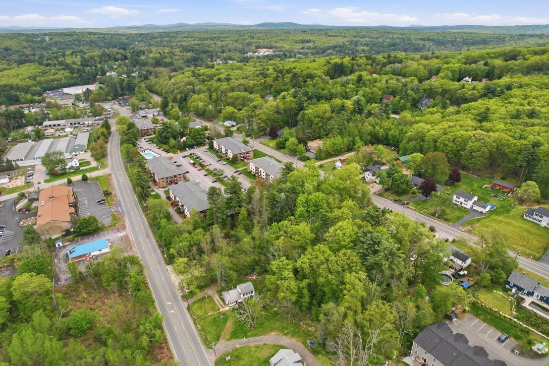 Photo of 1143 Hooksett