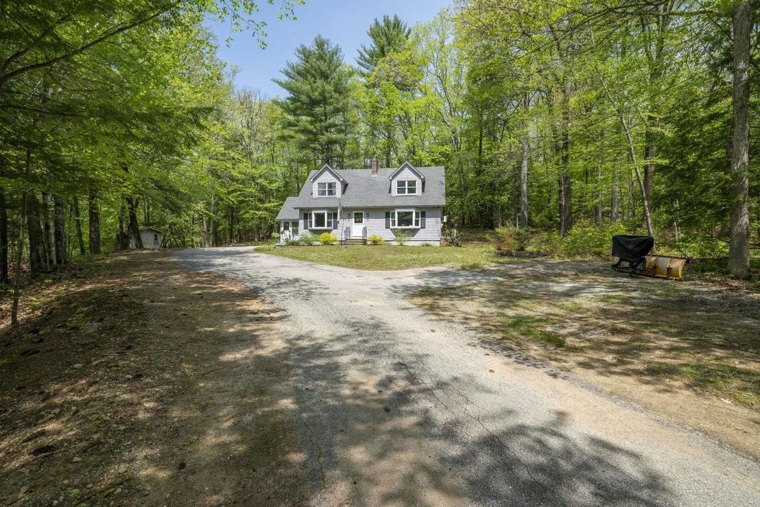 Photo of 48 Queen
