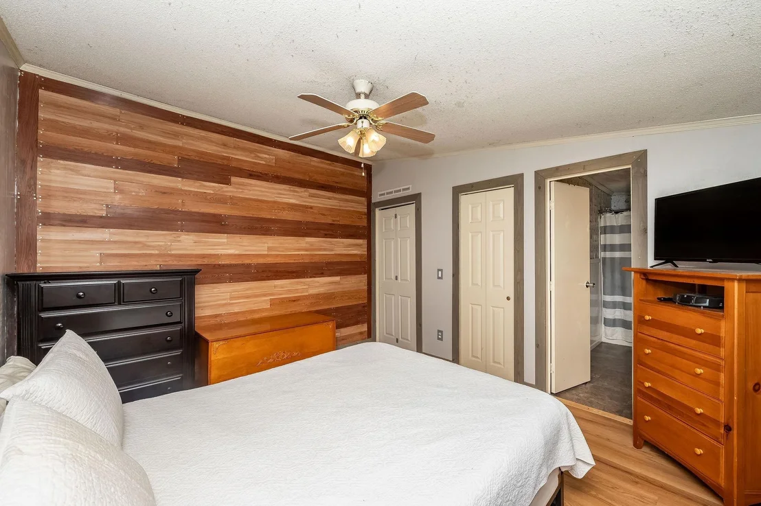 Photo of 446 Emerald