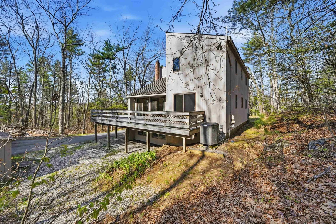 Photo of 88 Meetinghouse