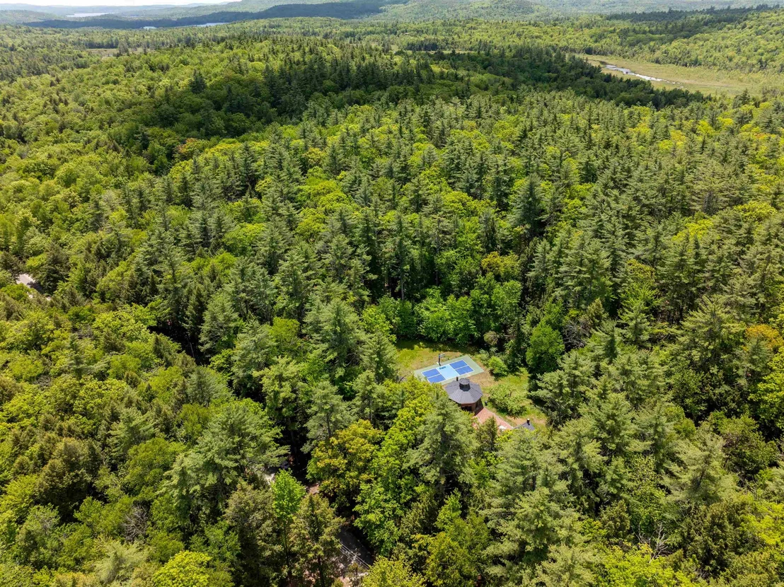 Photo of 47 Forest Pond