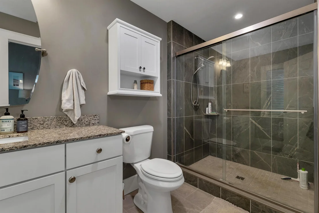 Photo of 2 Glendale