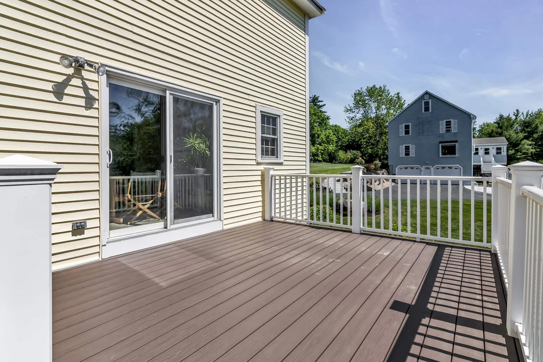 Photo of 11 Nutfield