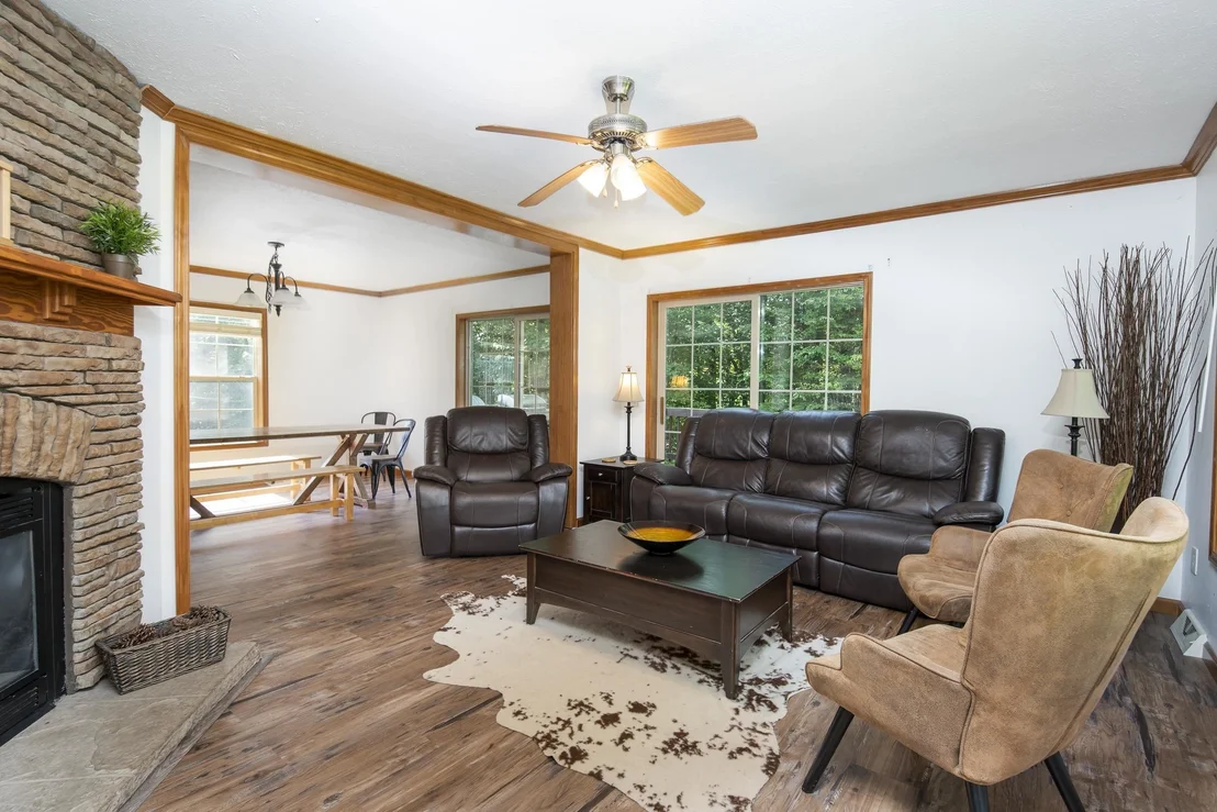 Photo of 89 Townsend Brook