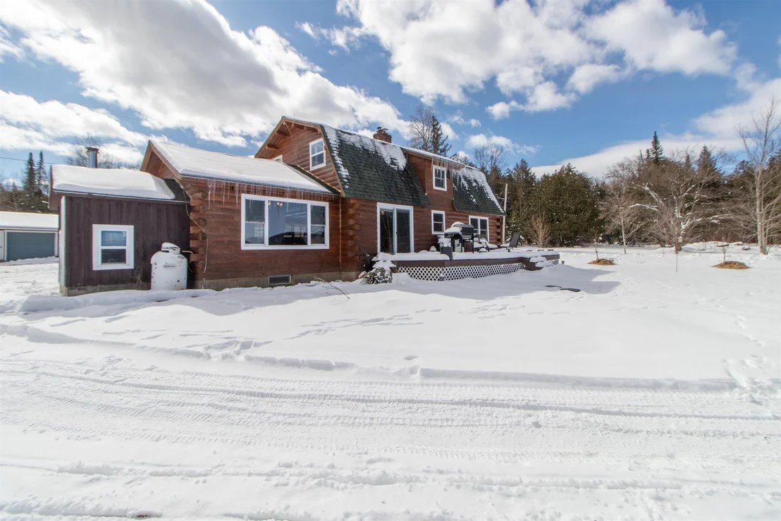 Photo of 2431 Roaring Brook