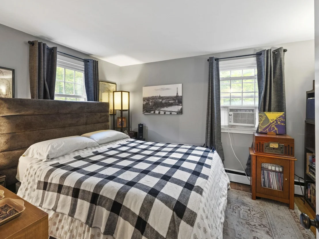 Photo of 16 Juniper