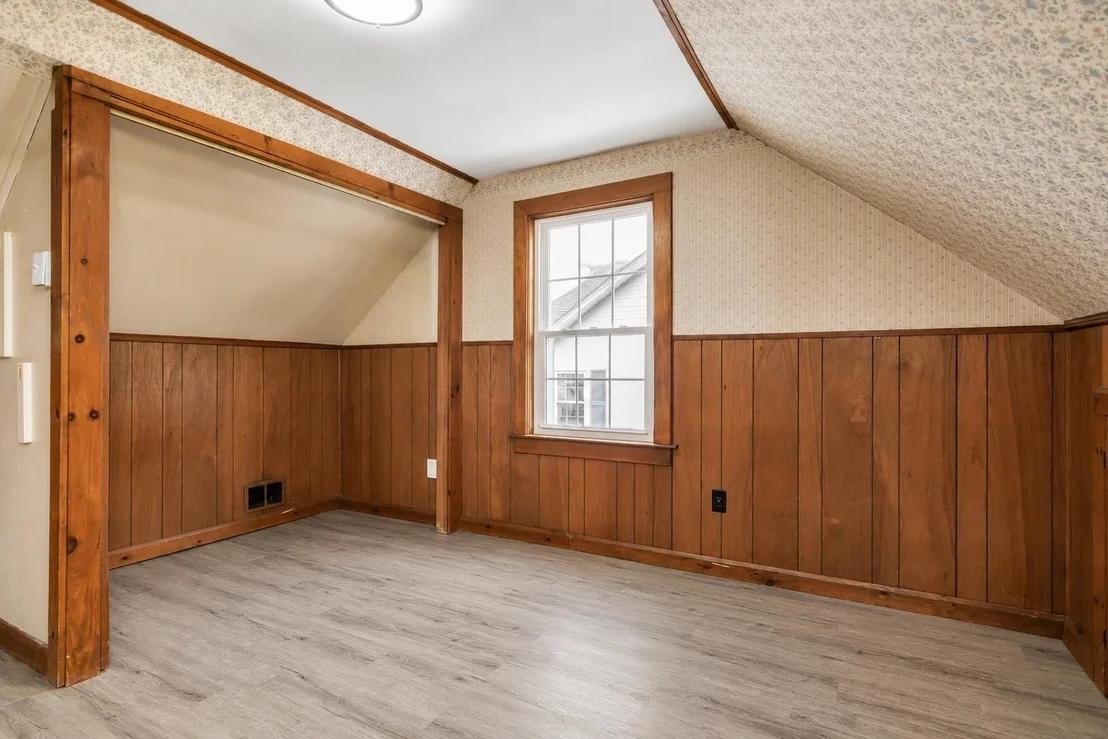 Photo of 354 Seames