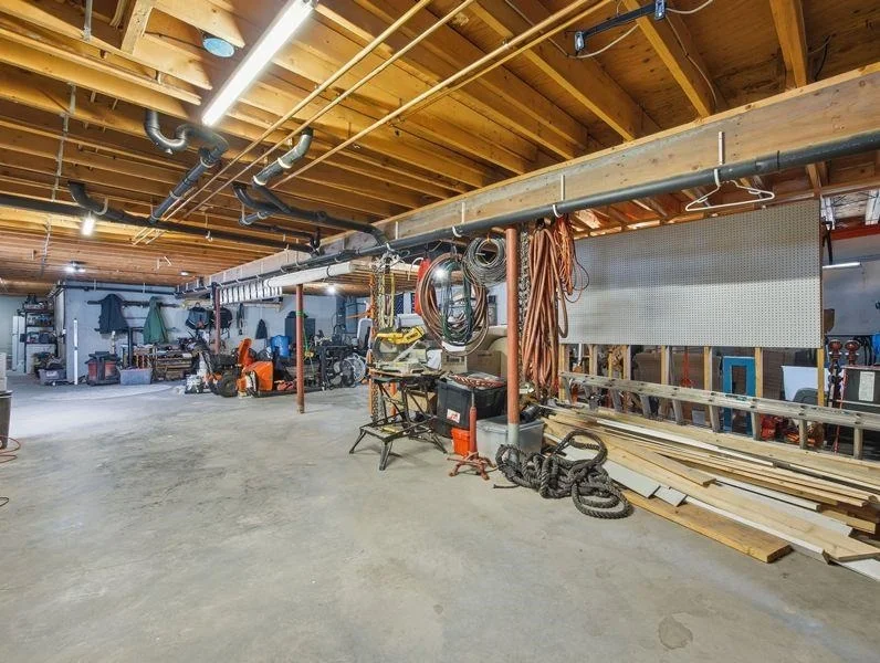 Photo of 692 Old Walpole