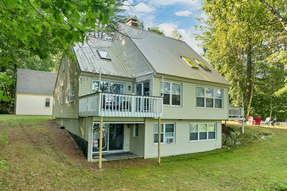 Photo of 10 Lakeview