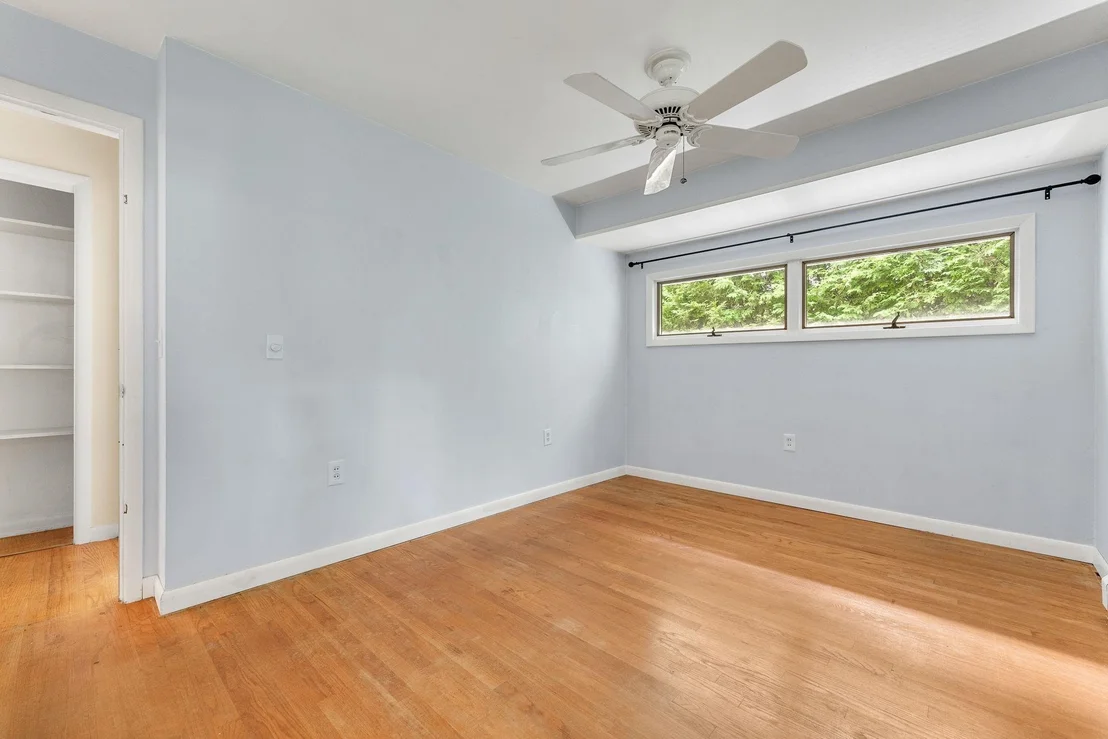 Photo of 106 Killarney