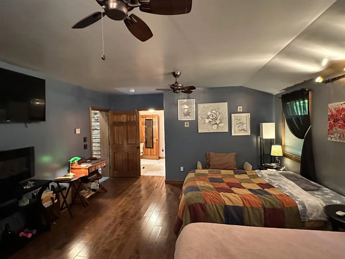 Photo of 220 Monadnock