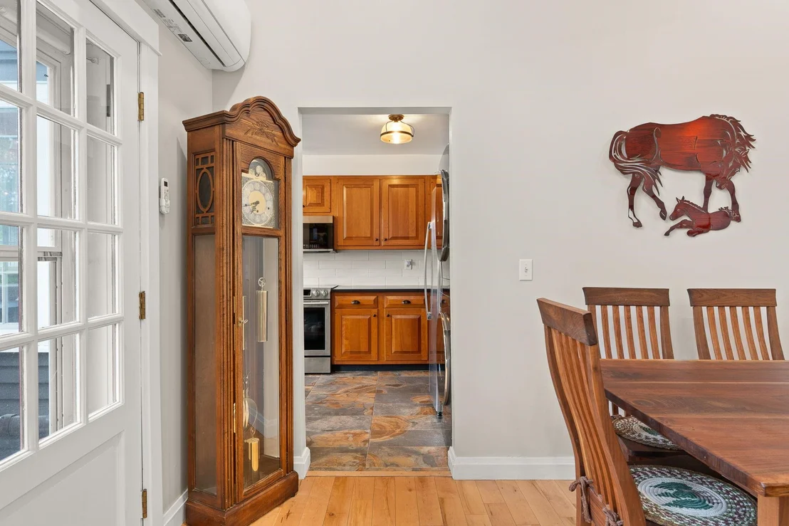 Photo of 515 Shattuck Hill