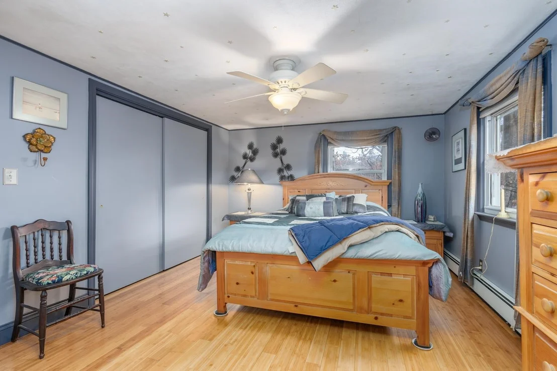 Photo of 140 Mountain View
