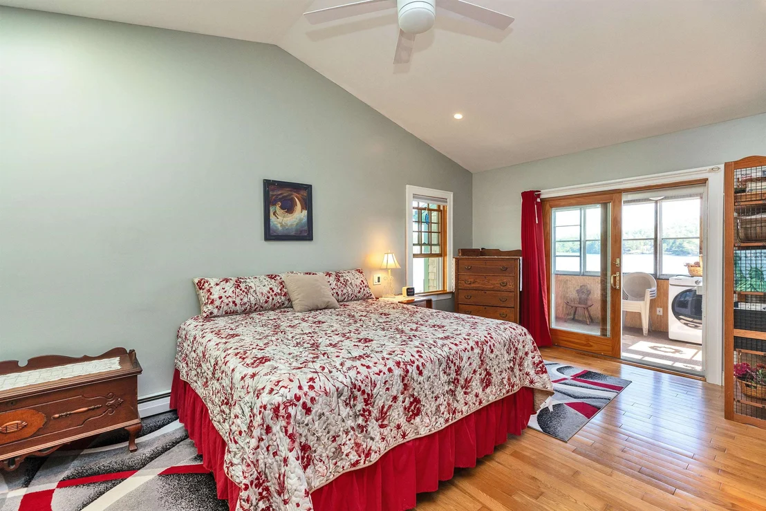 Photo of 65 Nelson