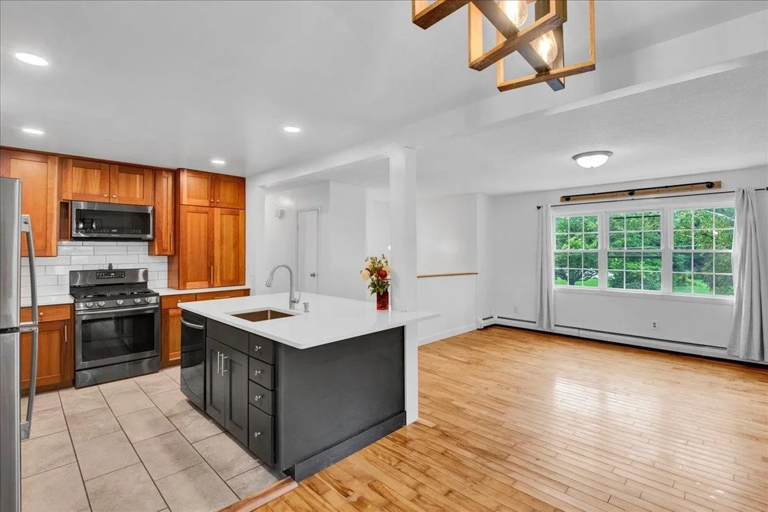 Photo of 9 Griswold