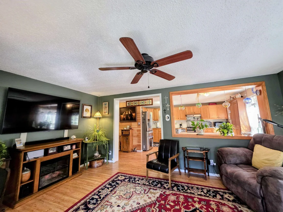 Photo of 255 Gray