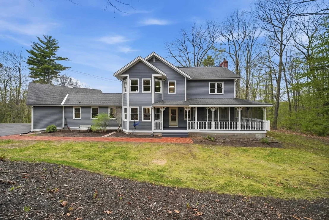 Photo of 142 Forestview