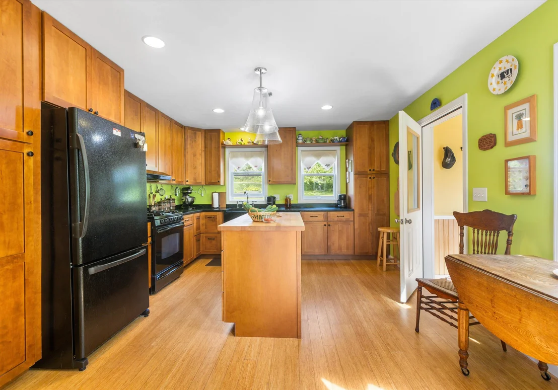 Photo of 408 Dubray