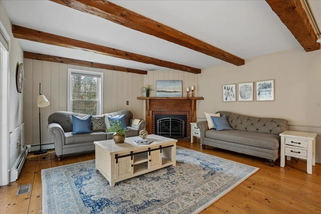 Photo of 50 Hearthside