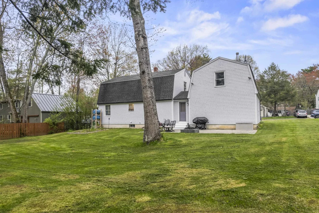 Photo of 35 Buttonwood