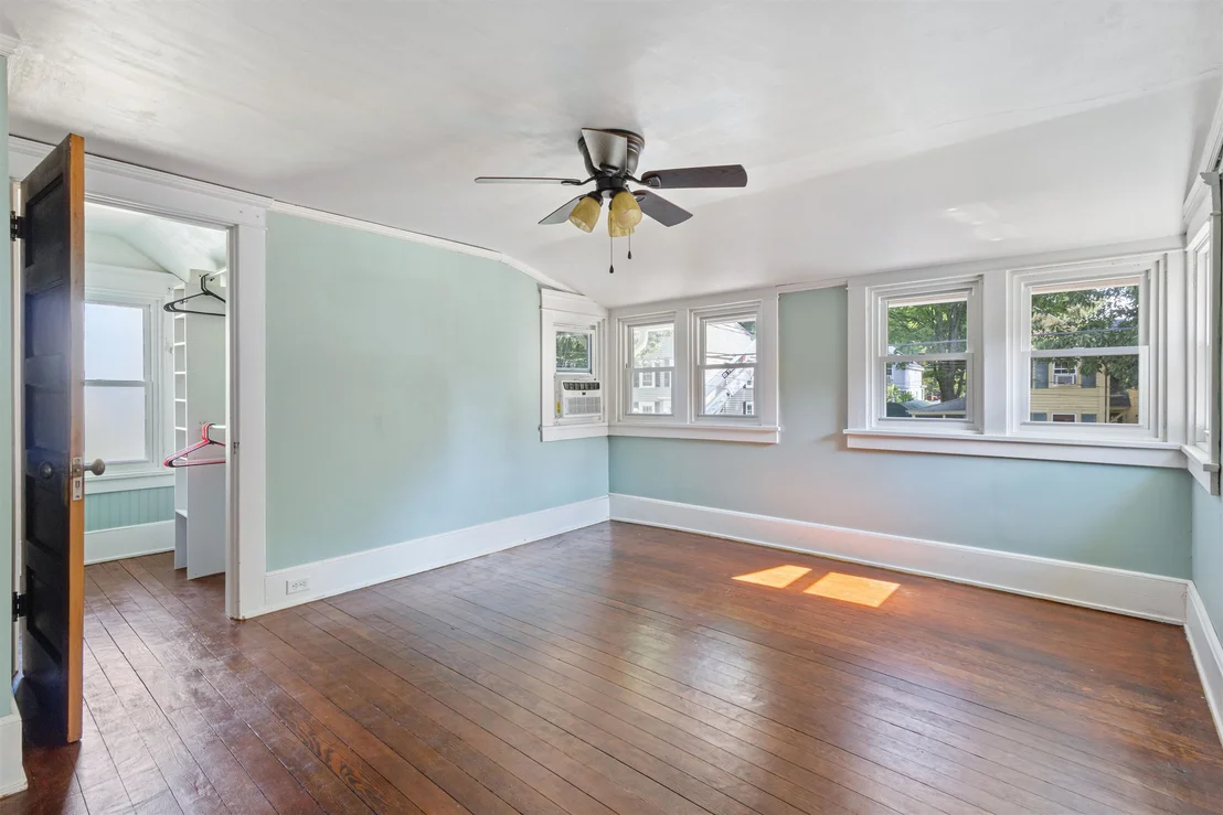 Photo of 11 Prospect