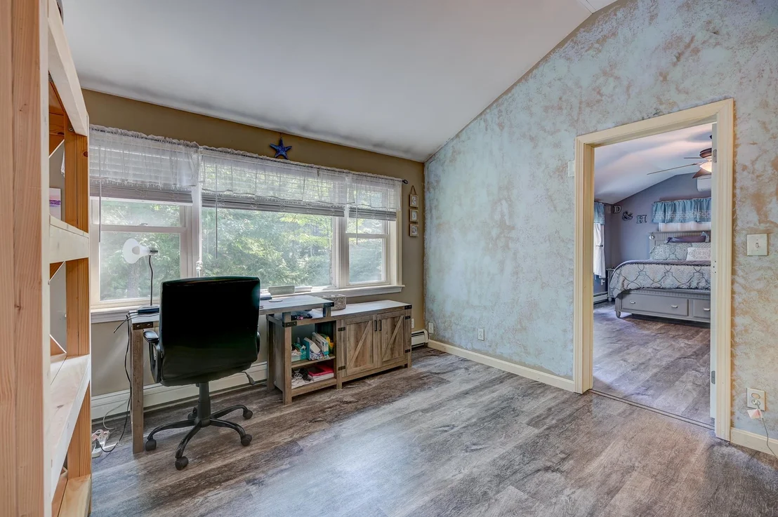 Photo of 633 Cobb Farm