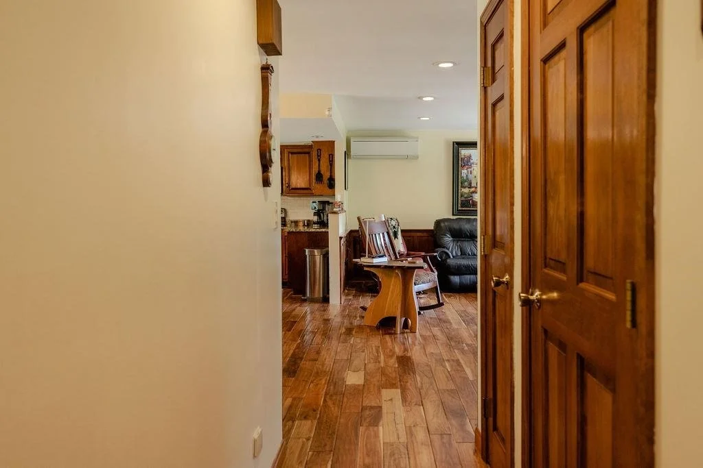 Photo of 266 W Surry