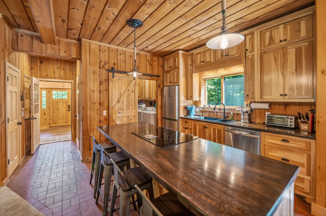 Photo of 15 Bears Den