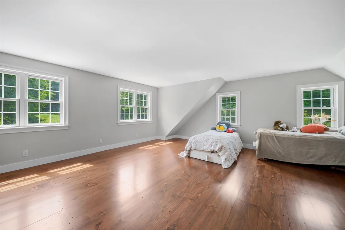 Photo of 164 Mason