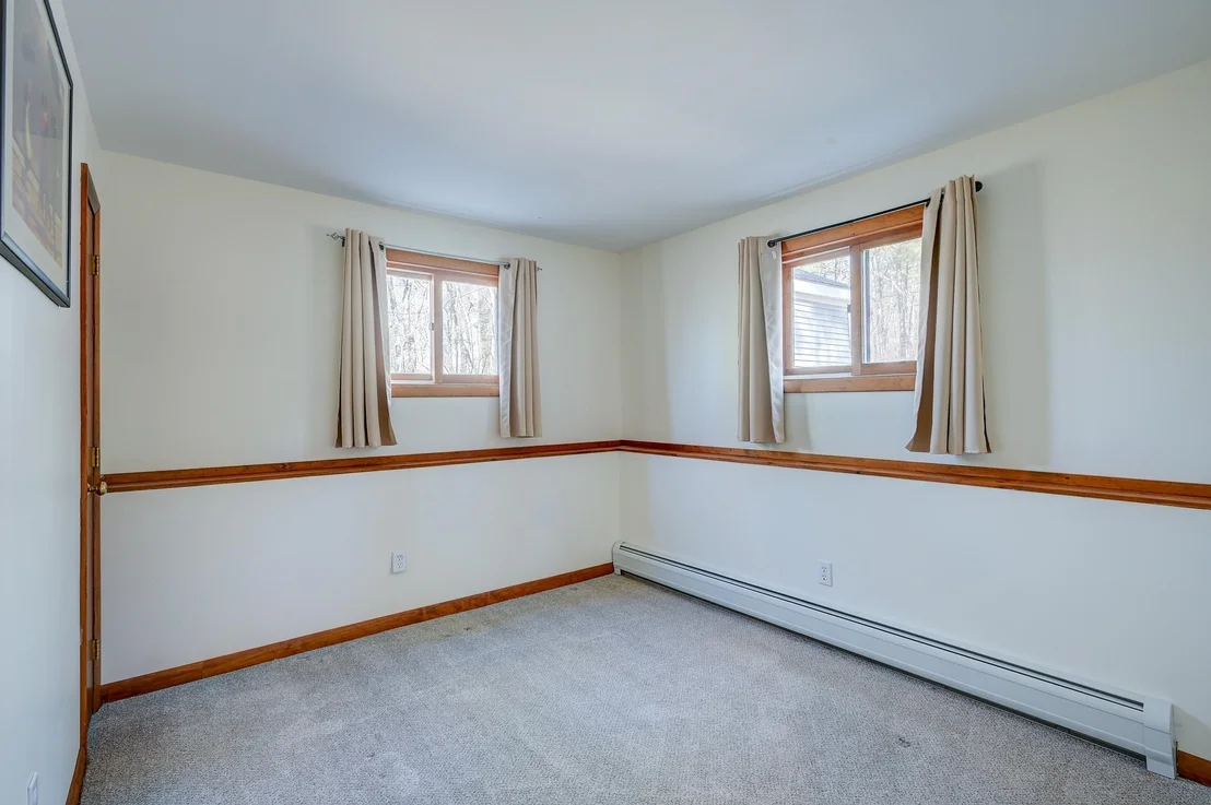Photo of 27 Upper Lake View