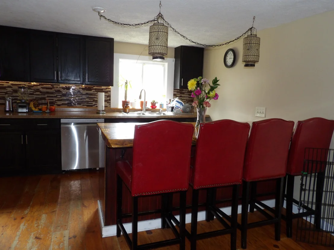 Photo of 76 Meadowview