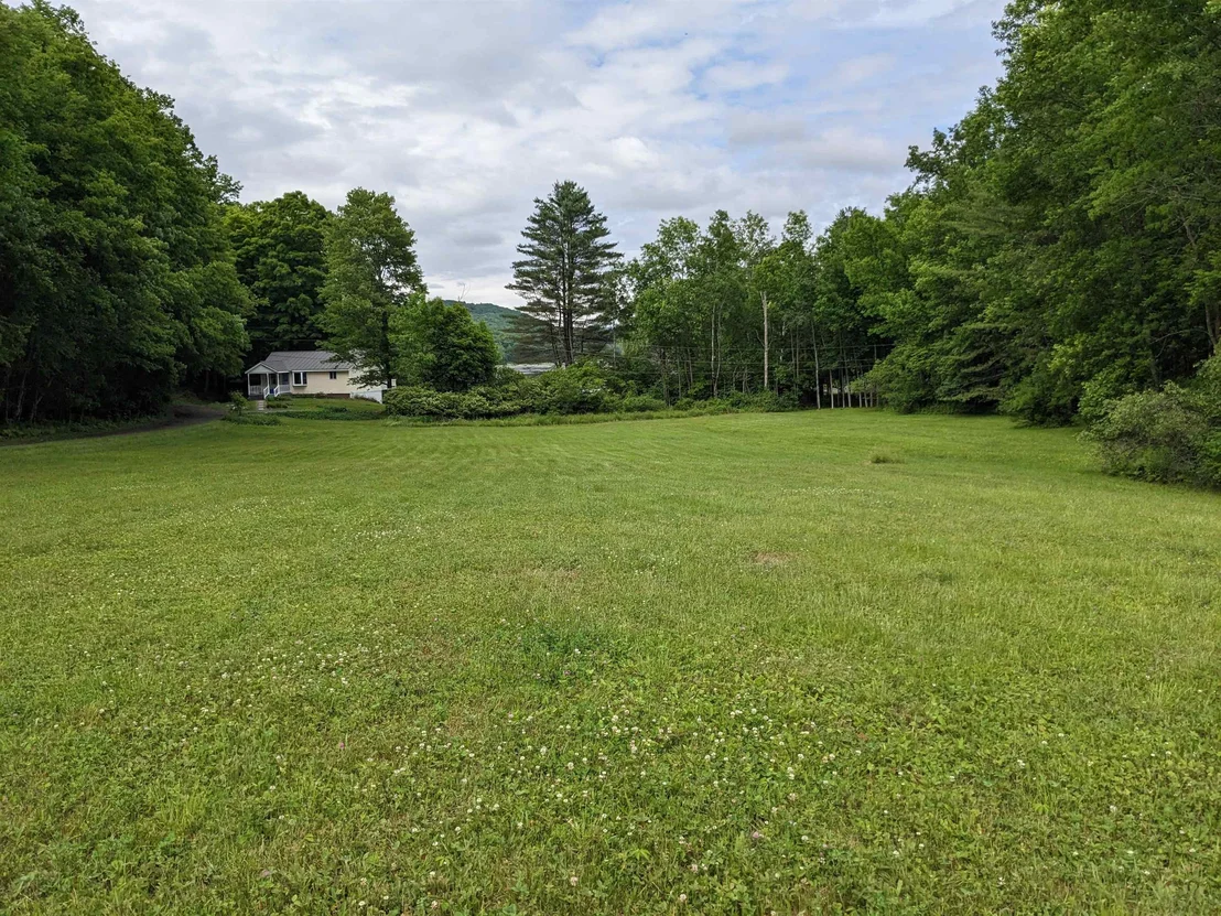 Photo of 95 Sevigny