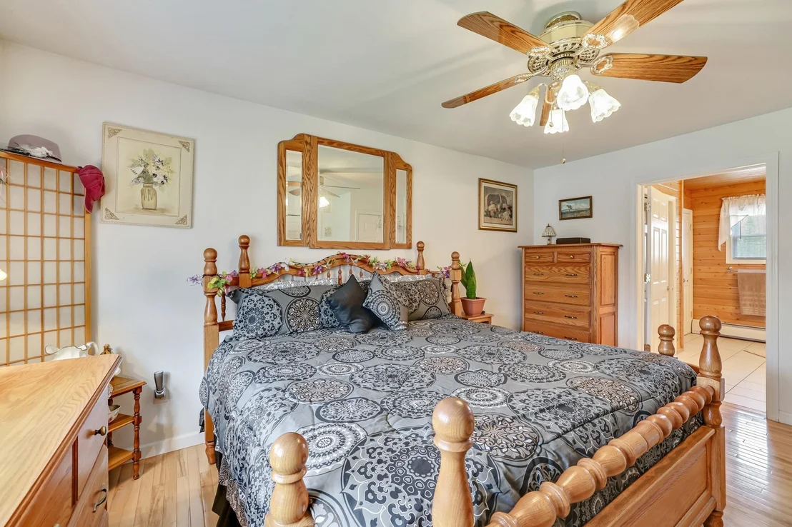 Photo of 348 Maple