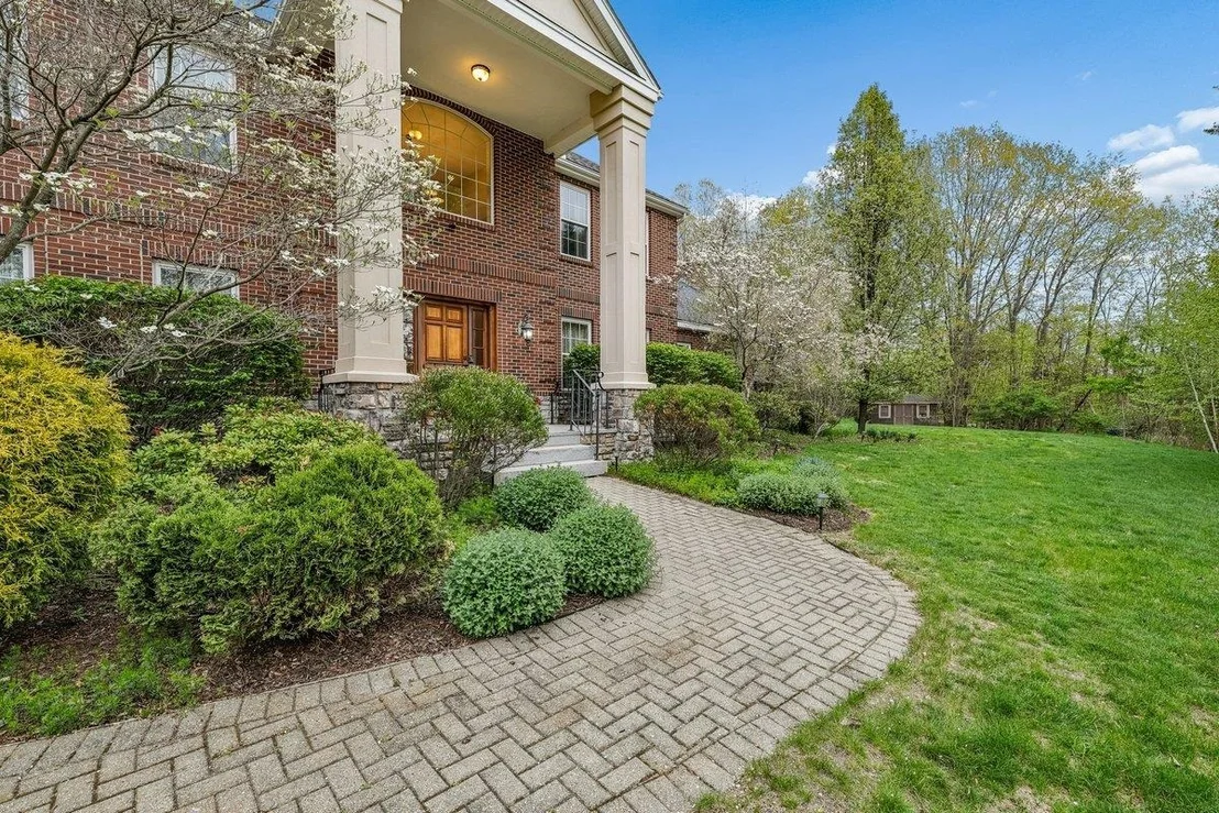 Photo of 5 Millstone