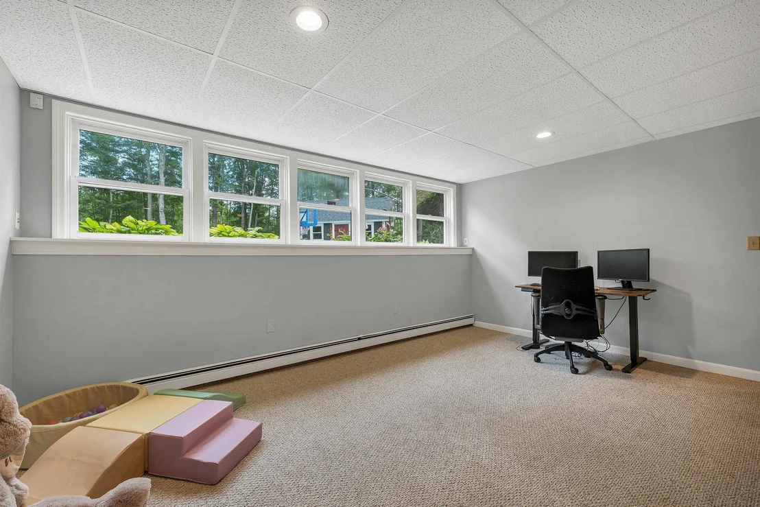 Photo of 27 Oakmont