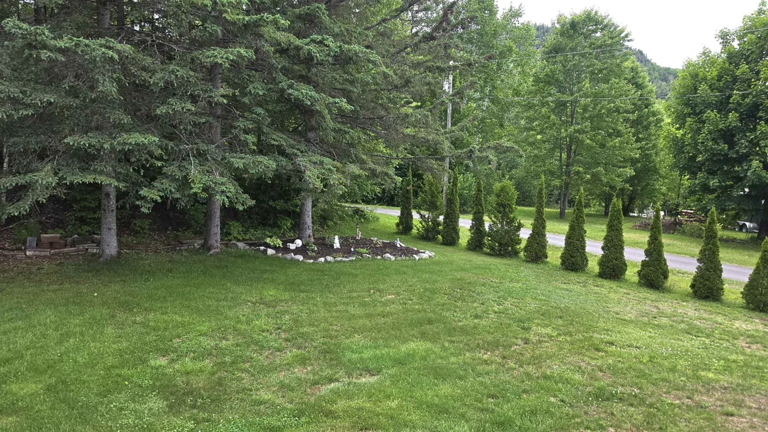 Photo of 11 Charron