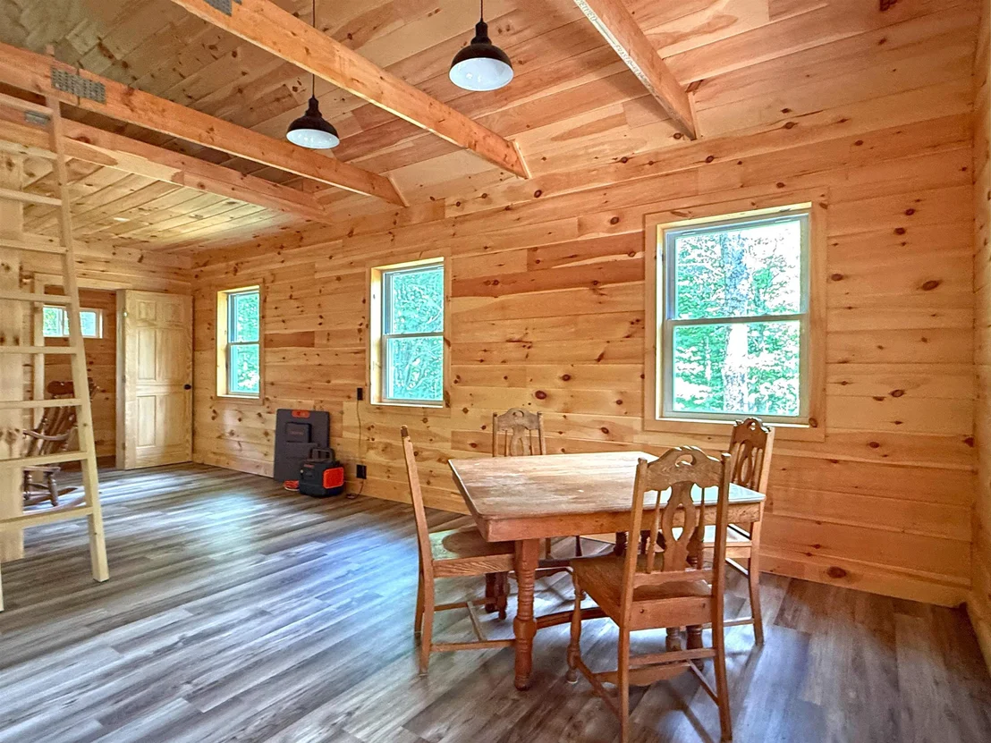 Photo of 564 Eagles Nest