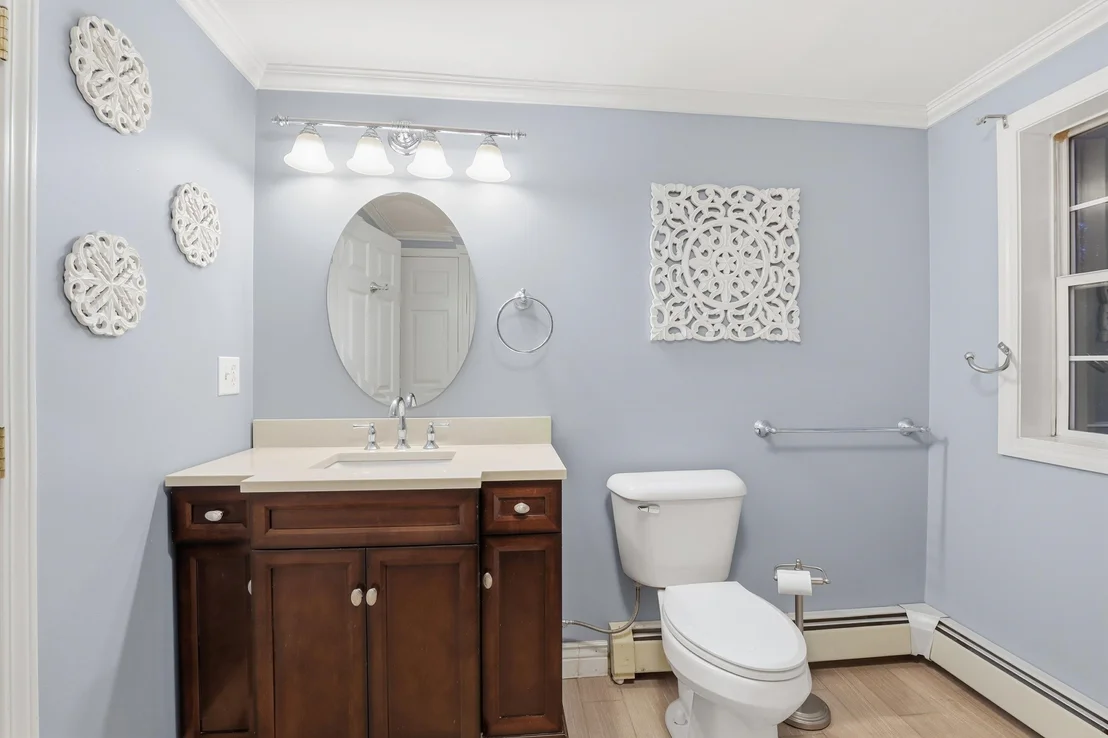 Photo of 249 Cooper Hill