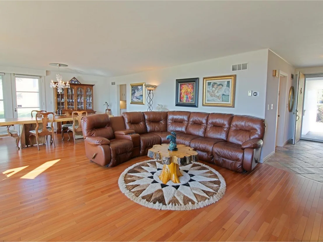 Photo of 165 Crescent