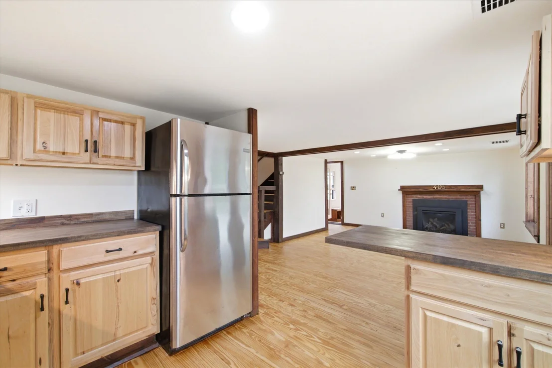 Photo of 405 Bay