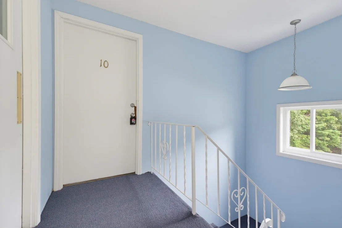 Photo of Unit 9 at 5 Brookside